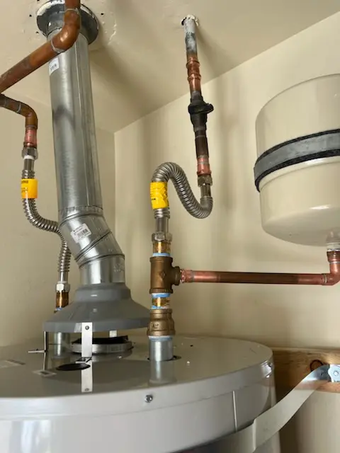 Water heater installation and plumbing repair in Middletown